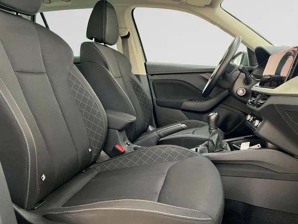 SKODA Kamiq (2022) — foto 5 van 20