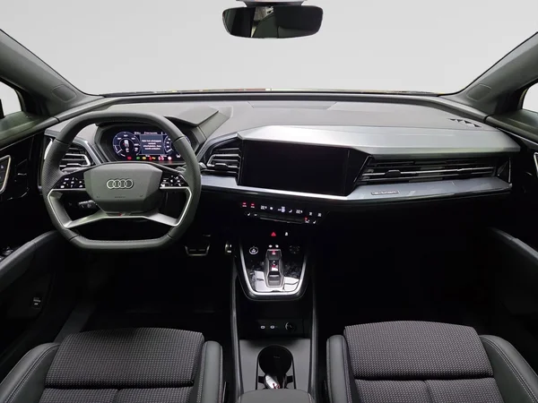 AUDI Q4 e-tron (2026) — foto 12 van 17