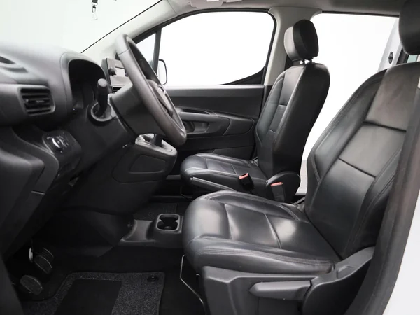 Opel Combo Life (2022) — foto 5 van 34