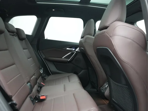 BMW X1 PHEV (U11) (2023) — foto 6 van 54