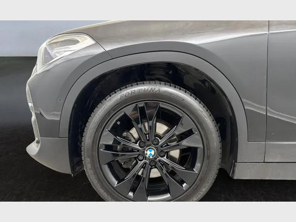 BMW X2 (2021) — foto 24 van 25