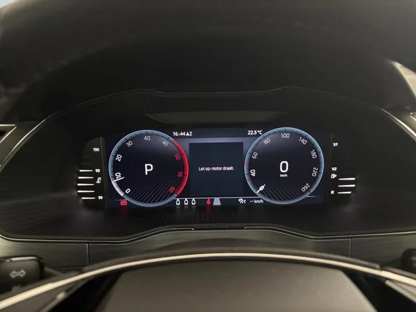 SKODA Superb Combi Dsl (2023) — foto 6 van 29