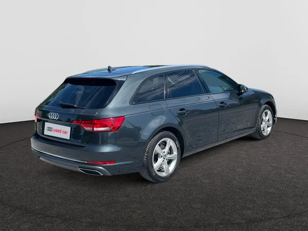 AUDI A4 Avant (2019) — foto 11 van 18