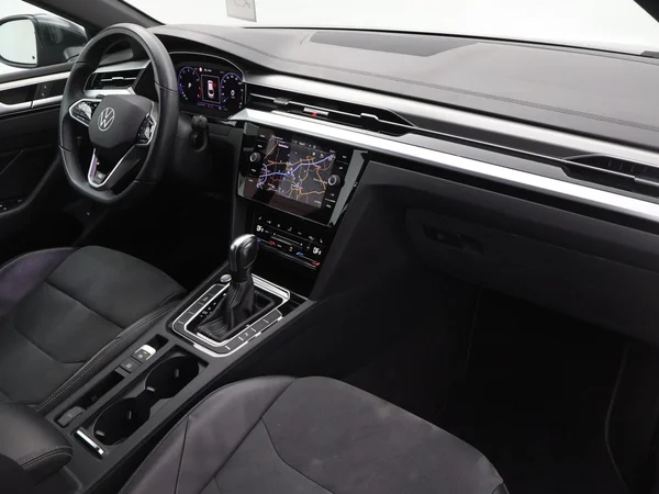 VOLKSWAGEN Arteon (2022) — foto 30 van 30