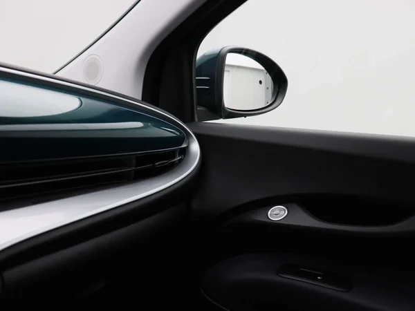 Fiat 500e (2022) — foto 18 van 36