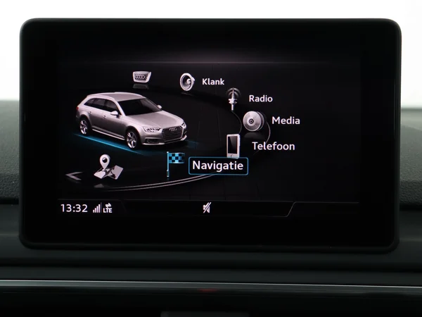 AUDI A4 (2019) — foto 10 van 29