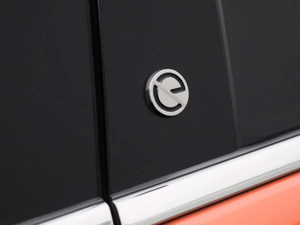 Opel Corsa-e (2022) — foto 9 van 38