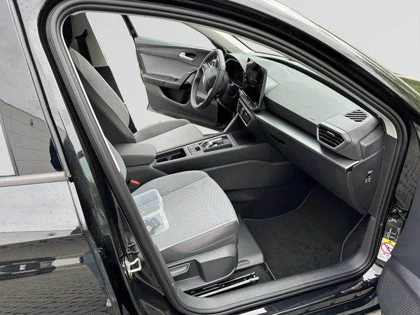 SEAT Leon (2025) — foto 6 van 24