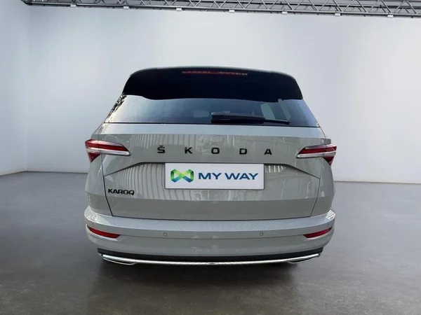 SKODA Karoq (2023) — foto 27 van 29