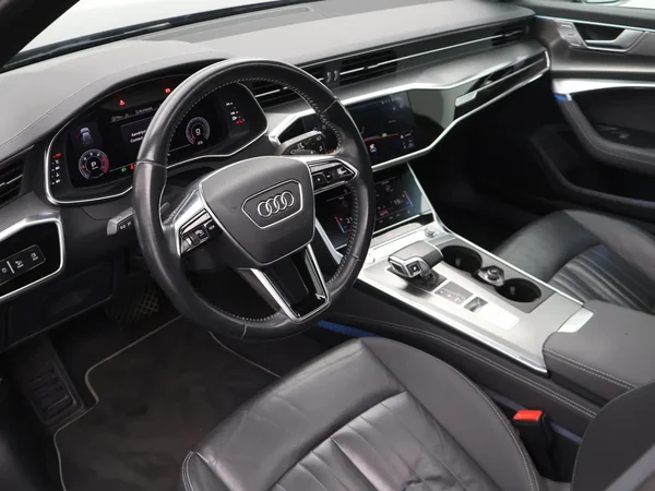 Audi A6 (2019) — foto 3 van 29