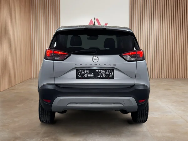Opel Crossland (2023) — foto 26 van 28