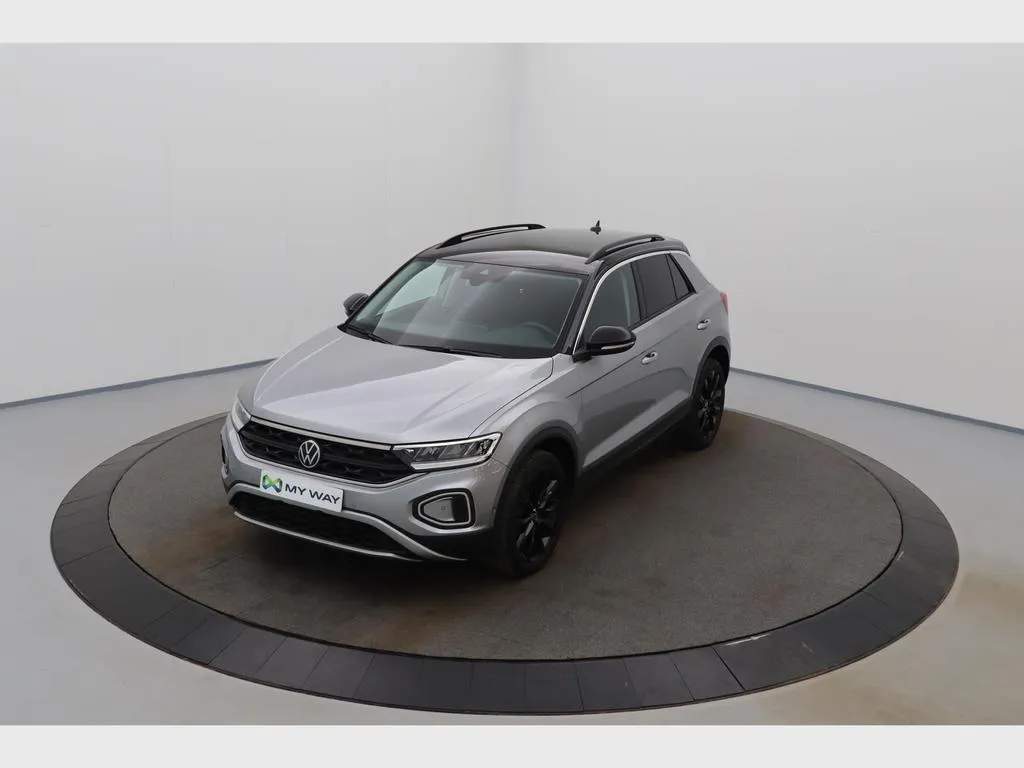 VOLKSWAGEN T-Roc 1122_113801_2022