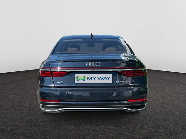 AUDI A8 PHEV (2023) — foto 2 van 24