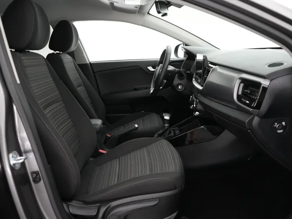Kia Stonic (2025) — foto 4 van 21