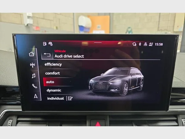 Audi A4 Avant (2023) — foto 15 van 30