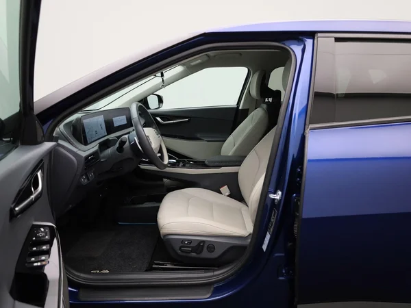 Kia EV6 (2023) — foto 48 van 48