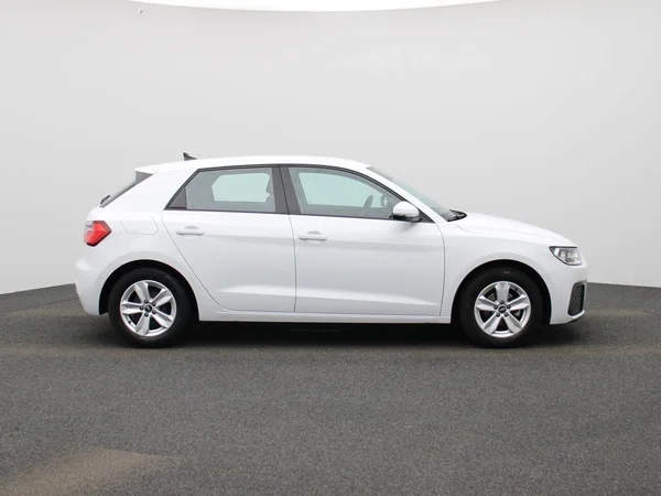 Audi A1 Sportback (2023) — foto 36 van 39