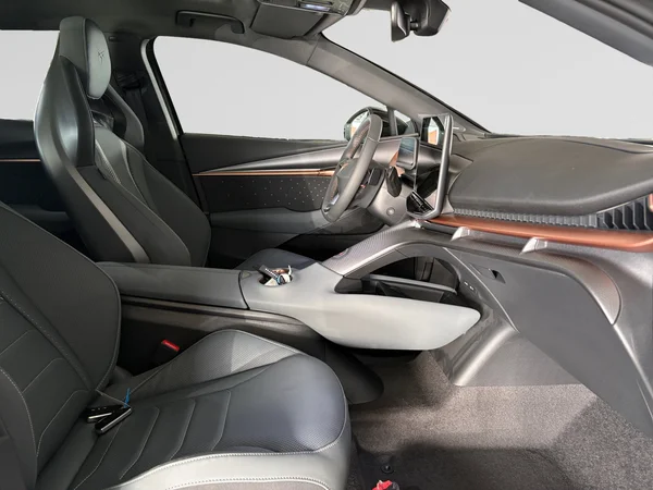 CUPRA Tavascan (2026) — foto 9 van 24