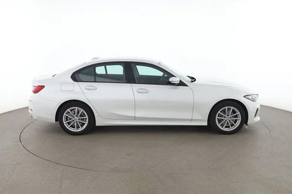 BMW 3-serie (2024) — foto 13 van 16