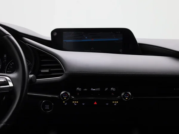 Mazda 3 (2021) — foto 3 van 43