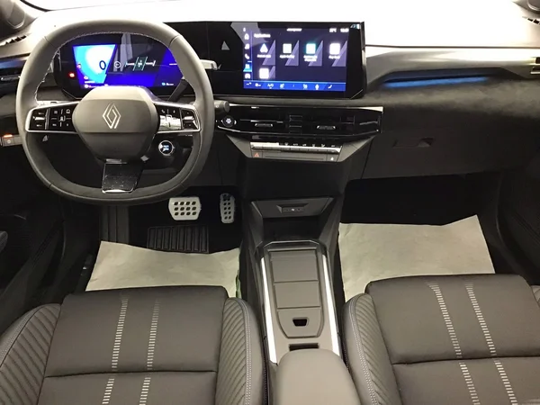 Renault Clio VI Hybrid (HEV) (2026) — foto 3 van 29