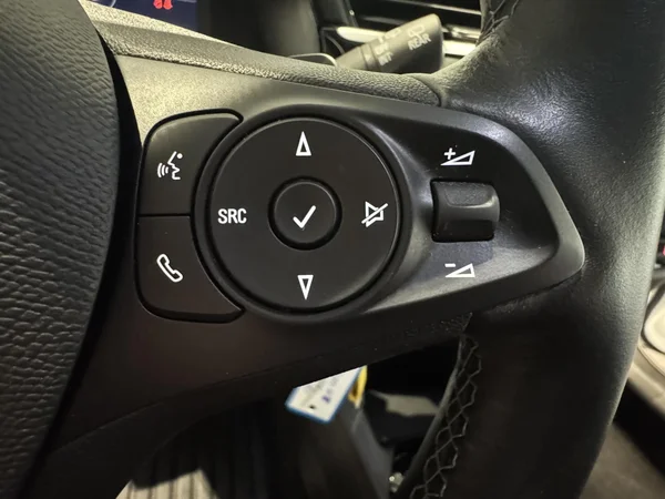 Opel Corsa (2021) — foto 10 van 26