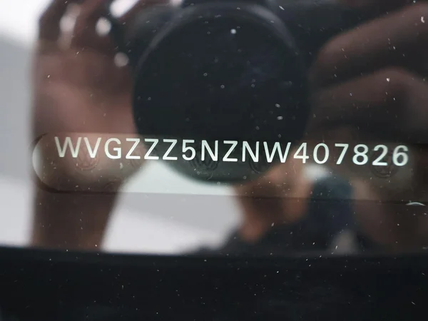 VOLKSWAGEN Tiguan eHybrid (PHEV) (2022) — foto 16 van 24