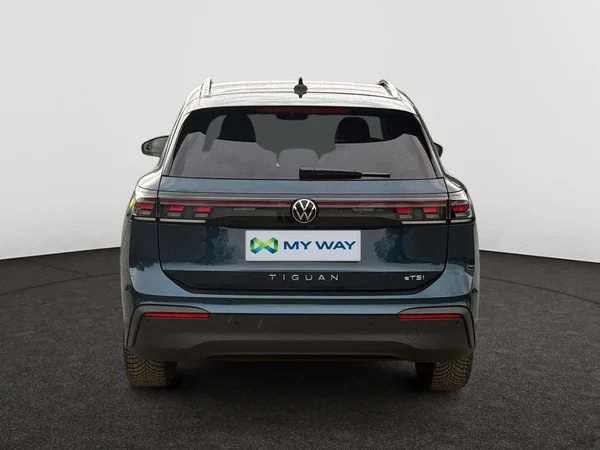 VOLKSWAGEN Tiguan (2026) — foto 19 van 24