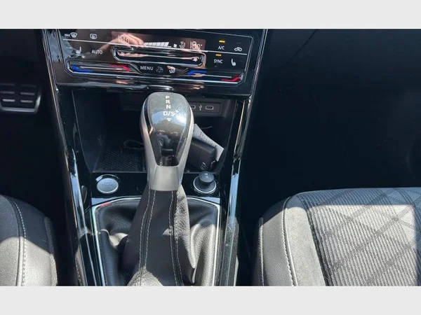Volkswagen T-Cross (2025) — foto 13 van 29