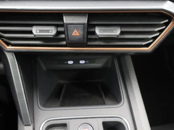 CUPRA Formentor (2023) — foto 17 van 29
