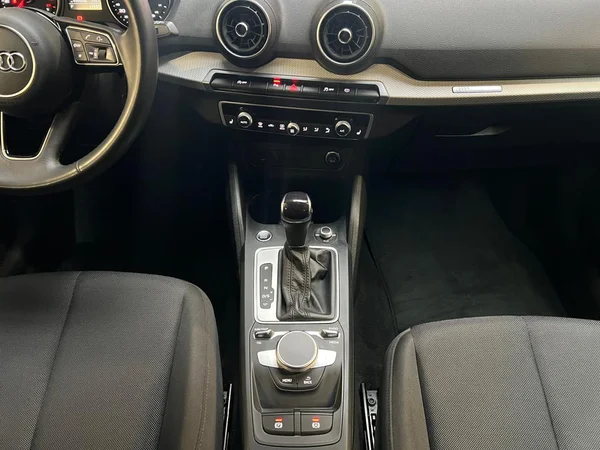 AUDI Q2 (2022) — foto 2 van 17