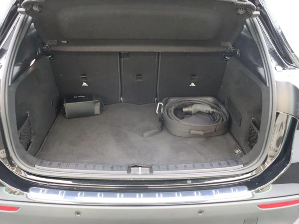 Mercedes-Benz GLA (2023) — foto 14 van 24