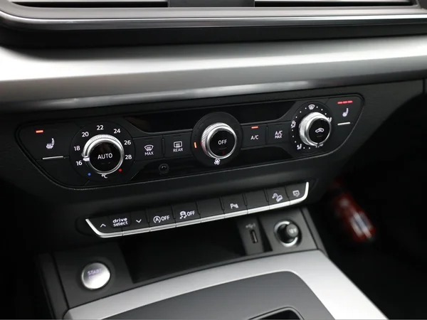 AUDI Q5 (2022) — foto 9 van 21
