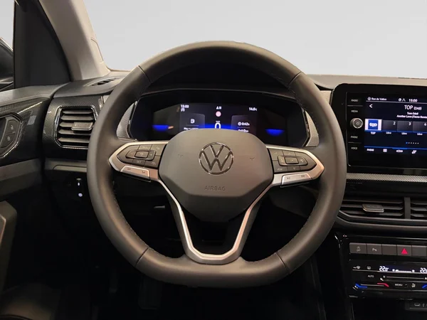 VOLKSWAGEN T-Cross (2025) — foto 8 van 8