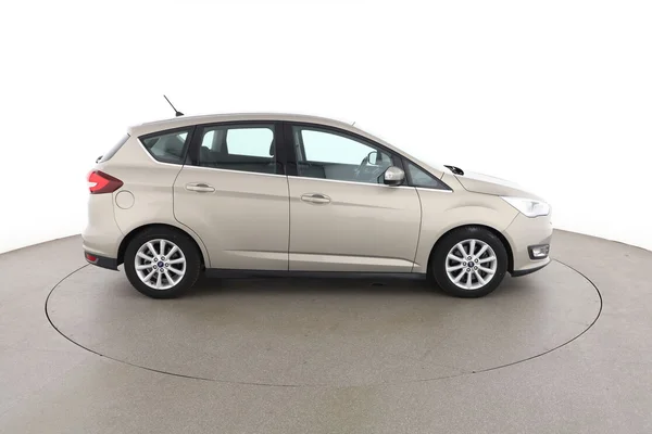 Ford C-Max (2018) — foto 13 van 16