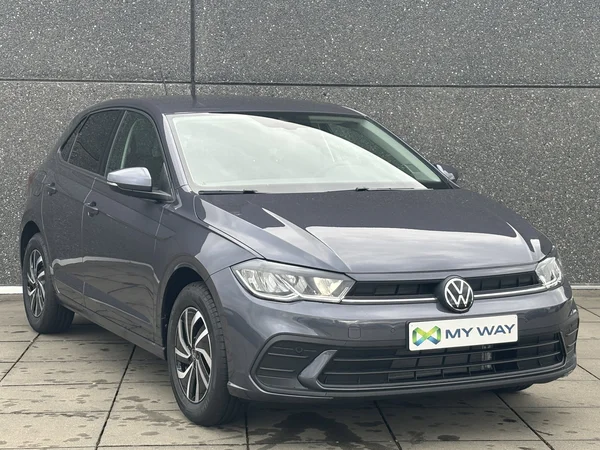 VOLKSWAGEN Polo (2024) — foto 10 van 15