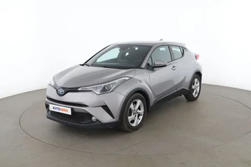 Toyota C-HR a0189217-9aac-4937-8c98-151c4b31643b