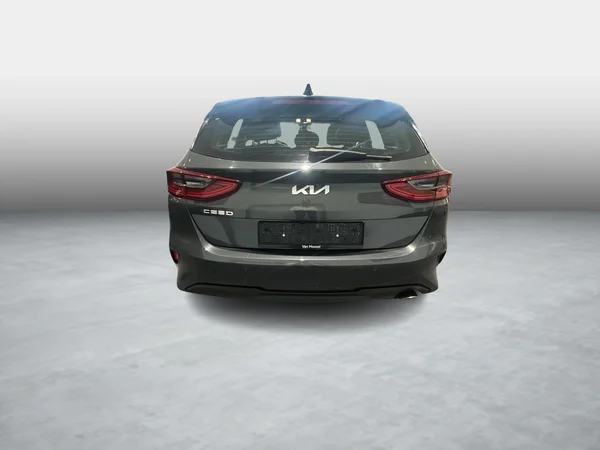 Kia cee'd (2023) — foto 22 van 26
