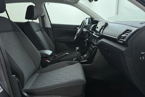 Volkswagen T-Cross (2025) — foto 17 van 19