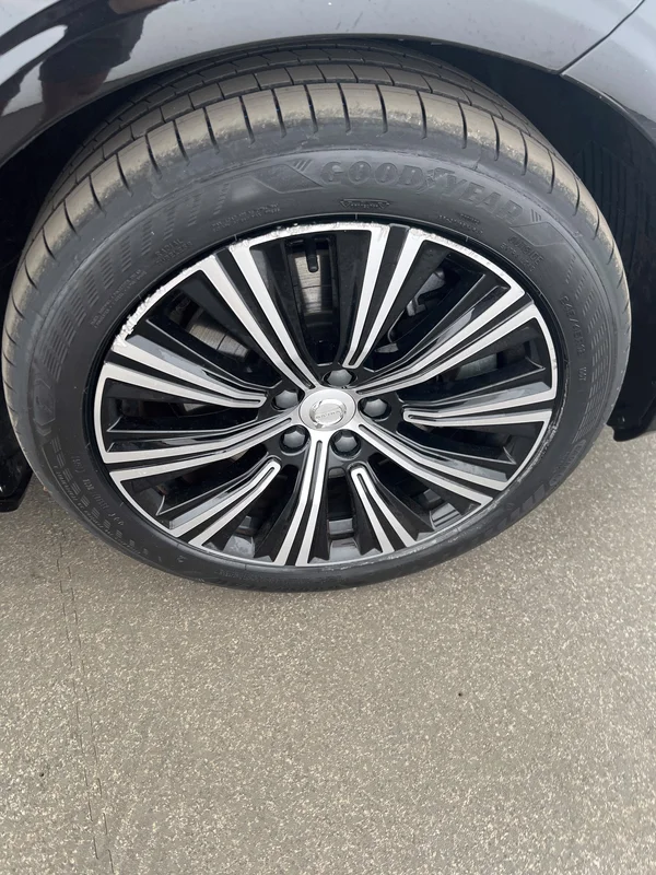 Volvo V90 PHEV (2021) — foto 31 van 45