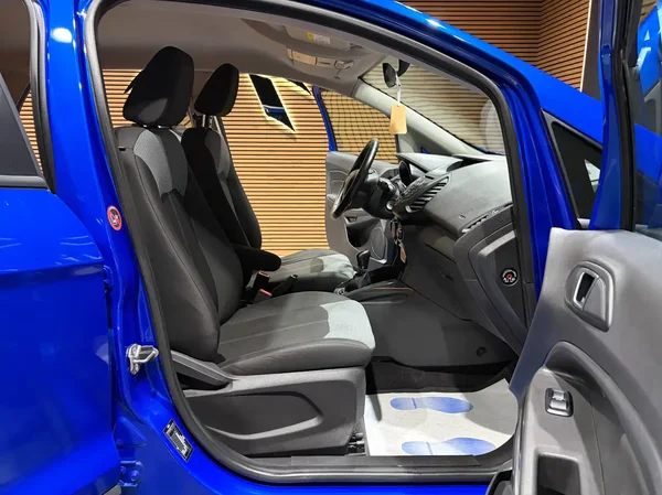 Ford Ecosport (2017) — foto 5 van 20
