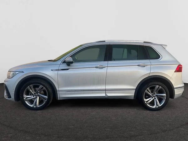 VOLKSWAGEN Tiguan Dsl (2023) — foto 19 van 20