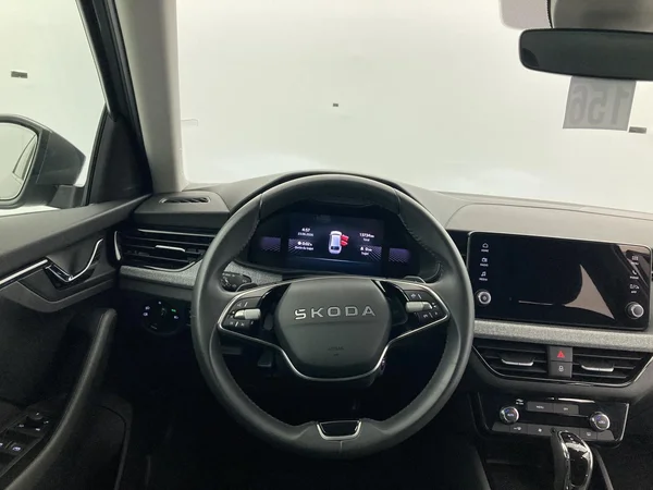 SKODA Scala (2025) — foto 19 van 23