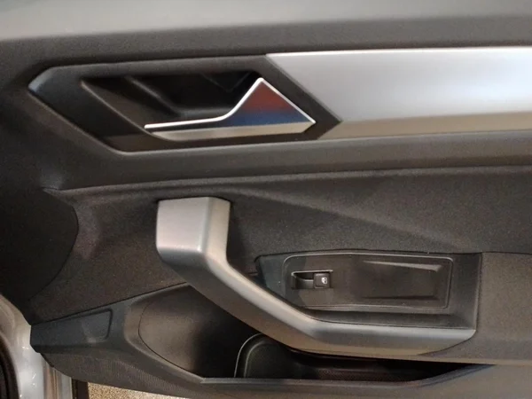 VOLKSWAGEN T-Roc (2025) — foto 9 van 23