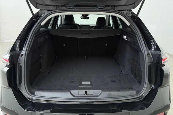 Peugeot 308 SW (2024) — foto 16 van 20