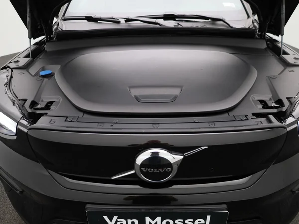 Volvo EX40 (2023) — foto 22 van 39