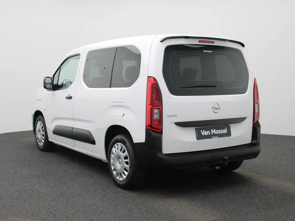 Opel Combo Life (2022) — foto 12 van 34