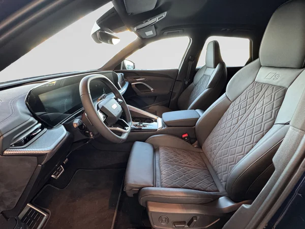 AUDI Q5 (2025) — foto 16 van 23