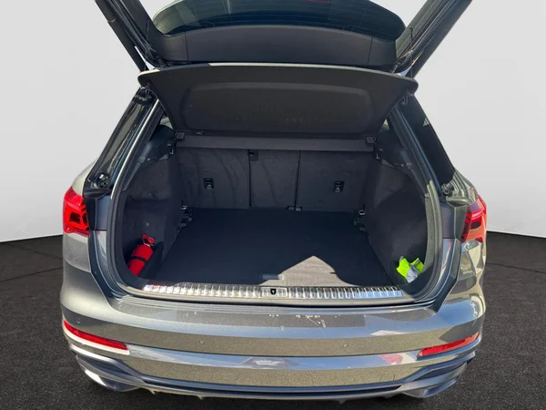 AUDI Q3 (2019) — foto 14 van 24