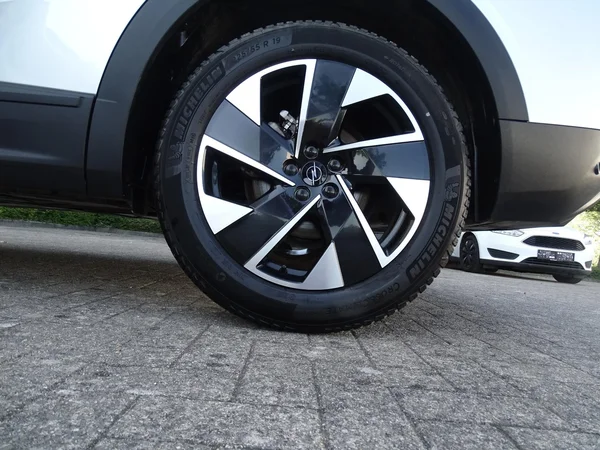 Opel Grandland (2025) — foto 3 van 25